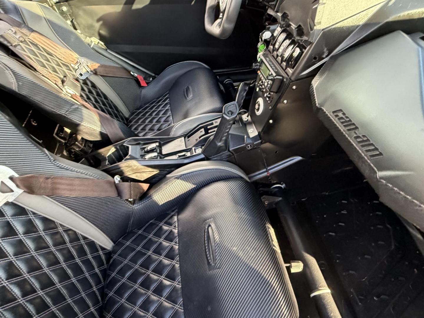 2019 Black Can-Am Maverick X3 X RS Turbo R - (3JBVXAW40KK) , located at 2190 Hwy 95, Bullhead City, AZ, 86442, (928) 704-0060, 0.000000, 0.000000 - 2019 Can Am Maverick x3 turbo R. 3200 miles. ruged radio cab and driver passenger communicaitions, g force helmets included, speakers. mts shocks, amber light bars, mud guards, aces racing oversized seats. light whips, full doors. trailer also available if interested. - Photo#9