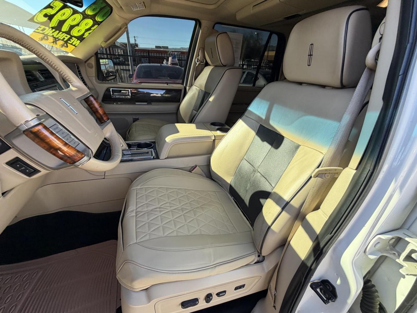 2008 White /tan/ black Lincoln Navigator ultimate 4x4 , located at 2190 Hwy 95, Bullhead City, AZ, 86442, (928) 704-0060, 0.000000, 0.000000 - 2008 Lincoln Navigator ultimate 4x4 . new transmission. 3rd row seating , leather , loaded, moonroof, michelin tires. - Photo#13