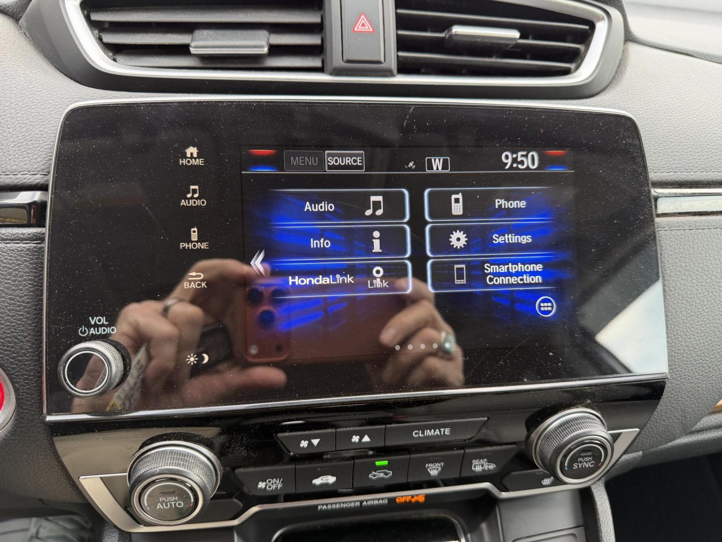 2022 Silver Honda CR-V EX 2WD (5J6RW1H5XNL) with an 1.5L L4 16V DOHC TURBO engine, CVT transmission, located at 2190 Hwy 95, Bullhead City, AZ, 86442, (928) 704-0060, 0.000000, 0.000000 - 2022 Honda CR-V EX. *1 owner , only 14k miles so many features. 1.4 turbo engine 28-34 MPG. . this car is fully loaded. Accident Avoidance Systems Adaptive Cruise Control,Alloy Wheels,Android ,AutoAnti-Theft System,Apple Carpplay ,Auto Start/Stop,Blind Spot Warning,Bluetooth,Braking Assist,Connecte - Photo#14