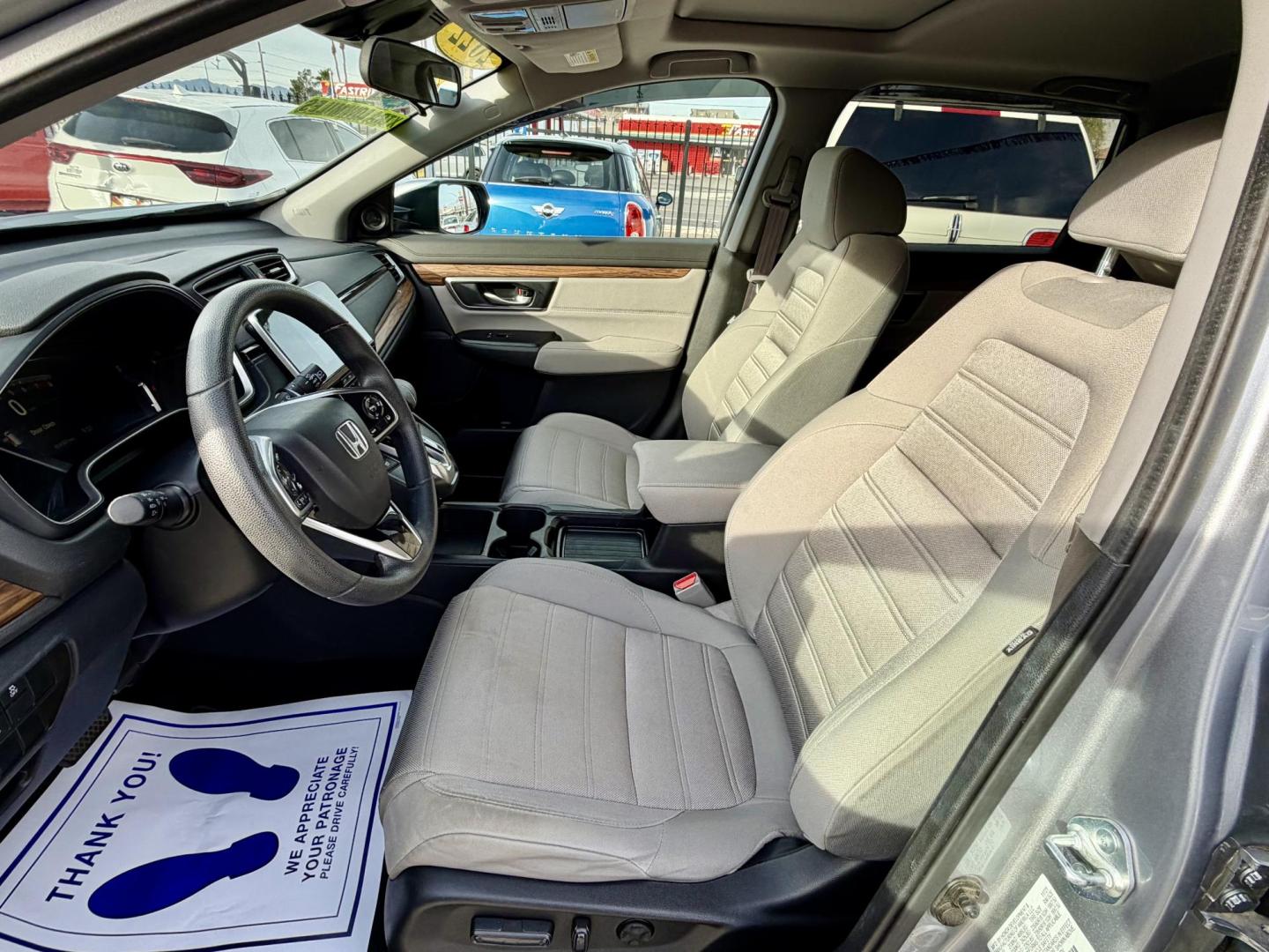2022 Silver Honda CR-V EX 2WD (5J6RW1H5XNL) with an 1.5L L4 16V DOHC TURBO engine, CVT transmission, located at 2190 Hwy 95, Bullhead City, AZ, 86442, (928) 704-0060, 0.000000, 0.000000 - 2022 Honda CR-V EX. *1 owner , only 14k miles so many features. 1.4 turbo engine 28-34 MPG. . this car is fully loaded. Accident Avoidance Systems Adaptive Cruise Control,Alloy Wheels,Android ,AutoAnti-Theft System,Apple Carpplay ,Auto Start/Stop,Blind Spot Warning,Bluetooth,Braking Assist,Connecte - Photo#18