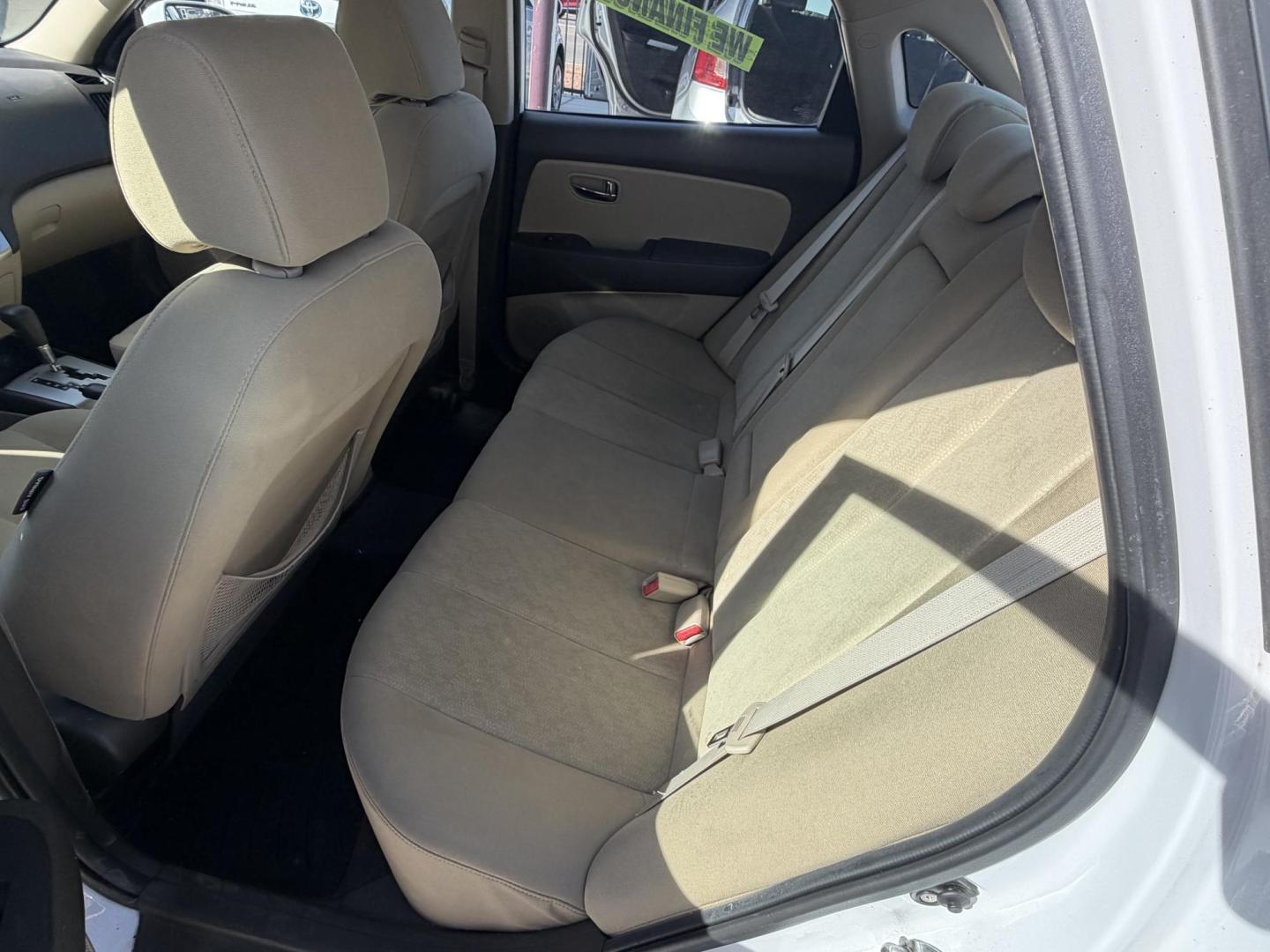 2010 White Hyundai Elantra GLS (KMHDU4AD1AU) with an 2.0L L4 DOHC 16V engine, located at 2190 Hwy 95, Bullhead City, AZ, 86442, (928) 704-0060, 0.000000, 0.000000 - Photo#8