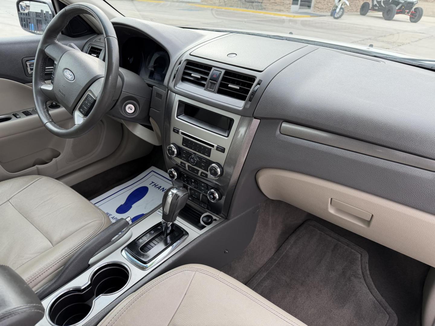 2012 White Ford Fusion SEL (3FAHP0JG6CR) with an 3.0L V6 DOHC 24V engine, located at 2190 Hwy 95, Bullhead City, AZ, 86442, (928) 704-0060, 0.000000, 0.000000 - Photo#8