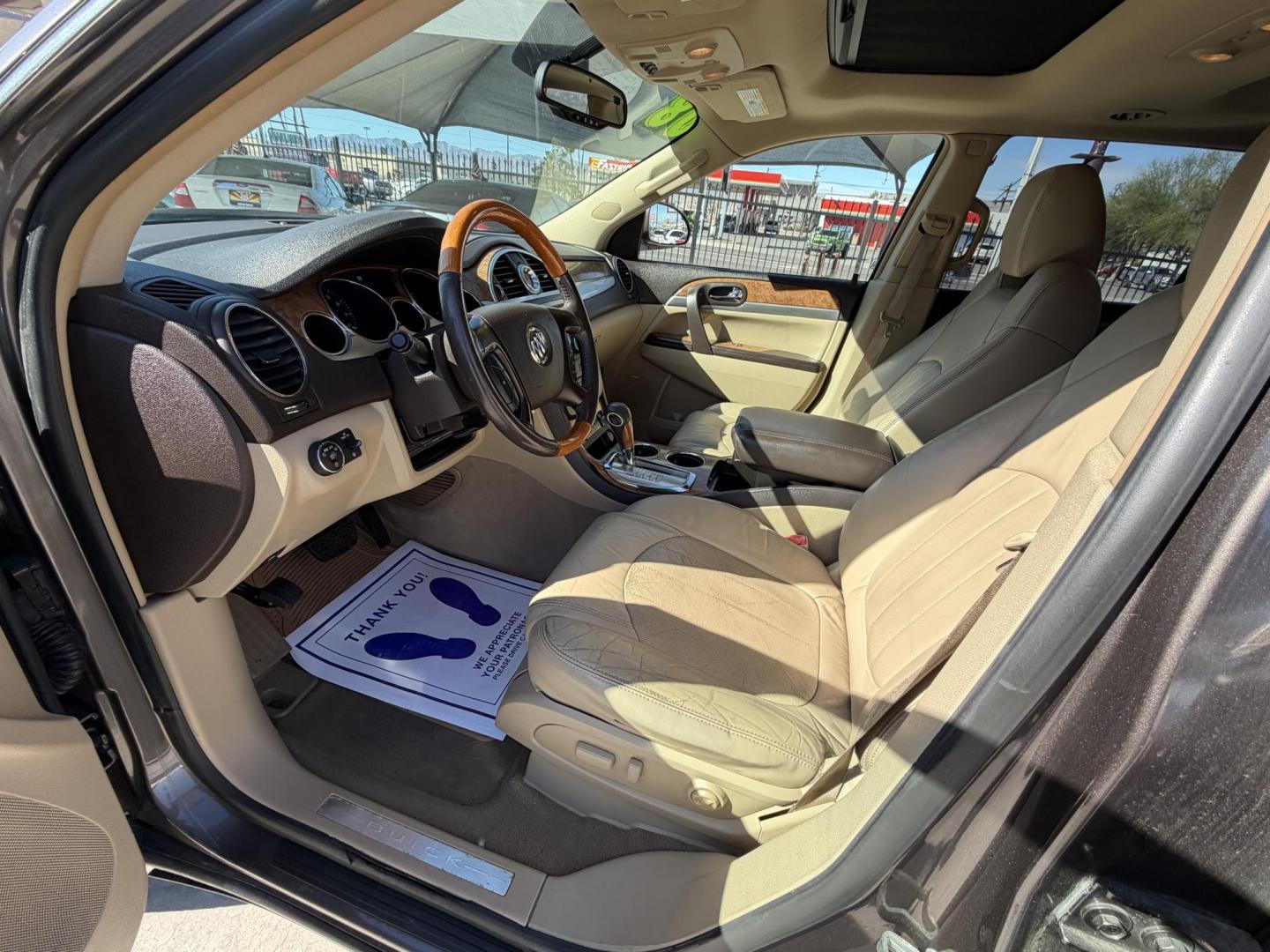 2008 Gold metallic Buick Enclave CXL , located at 2190 Hwy 95, Bullhead City, AZ, 86442, (928) 704-0060, 0.000000, 0.000000 - Photo#6