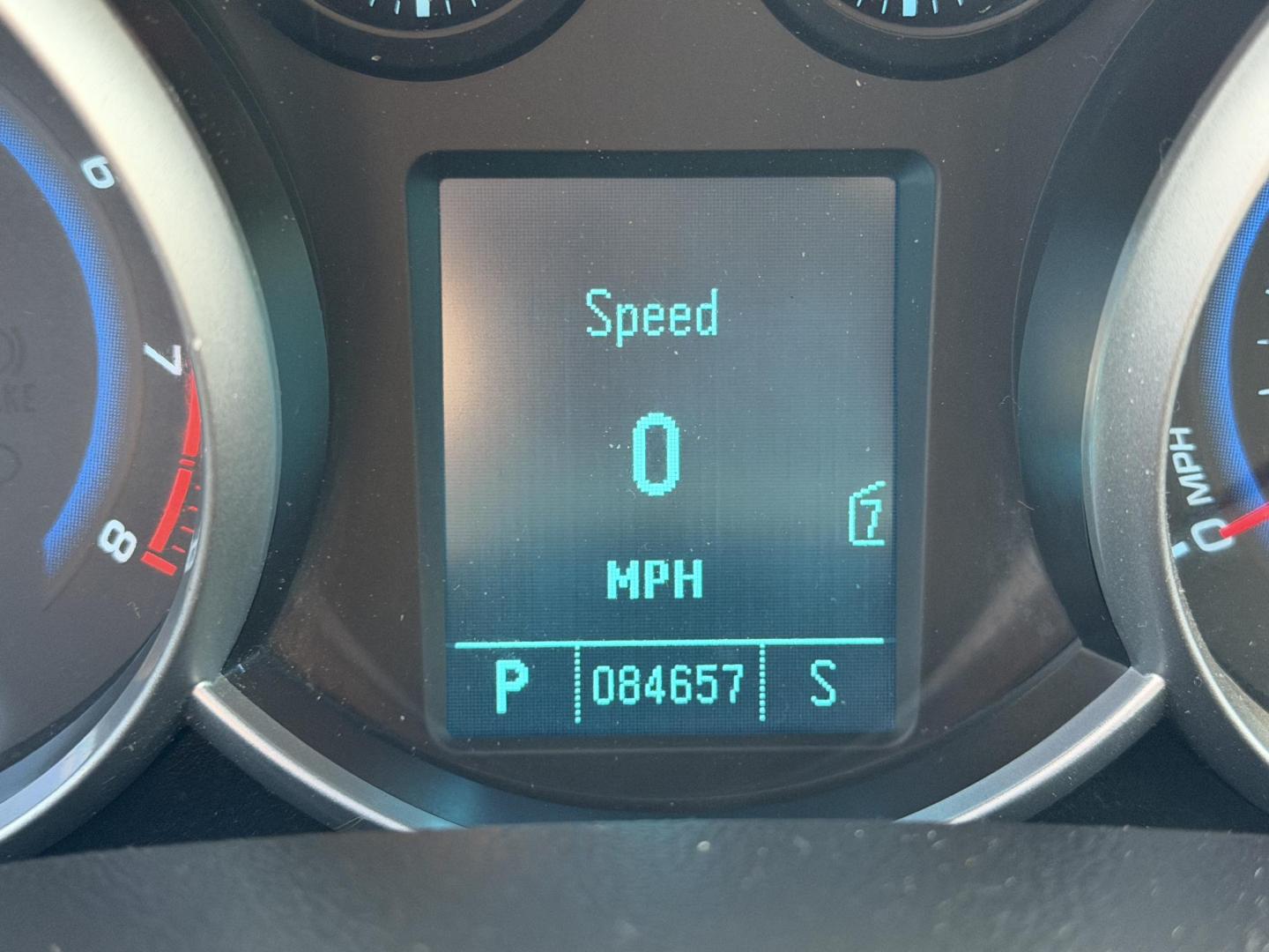 2011 Blue Chevrolet Cruze , located at 2190 Hwy 95, Bullhead City, AZ, 86442, (928) 704-0060, 0.000000, 0.000000 - Photo#4