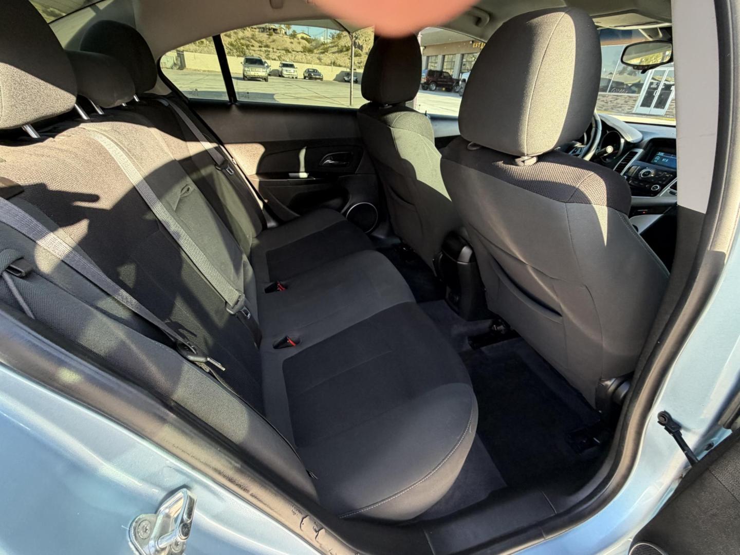 2011 Blue Chevrolet Cruze , located at 2190 Hwy 95, Bullhead City, AZ, 86442, (928) 704-0060, 0.000000, 0.000000 - Photo#5