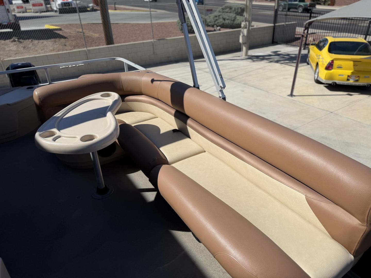 2016 sun Tracker 20 DXL fishin barge , located at 2190 Hwy 95, Bullhead City, AZ, 86442, (928) 704-0060, 0.000000, 0.000000 - On consignment. 2016 Sun Tracker 20ft fishin barge. Super clean. recently serviced. livewill fish finder, bimini top. full enclosed cover included. runs great. extra seating. 60 hp mercruiser 4 stroke engine. pole holders.4 seperate chairs. removeable table. full custom boat cover. elderly owned. f - Photo#17