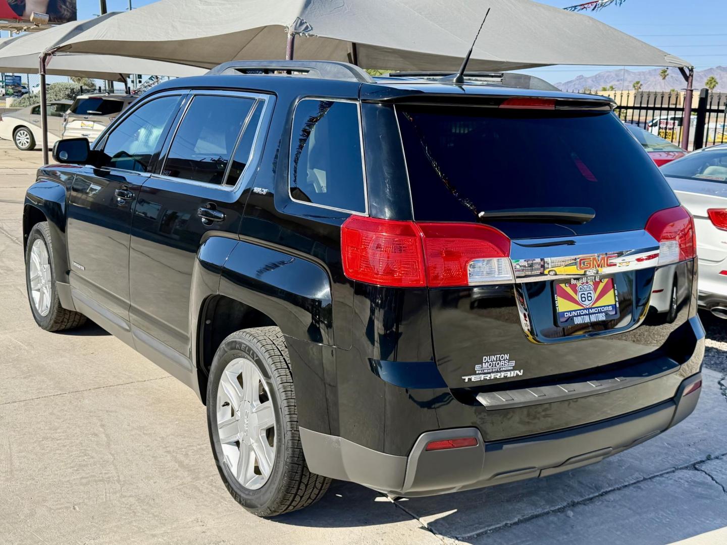 2011 Black GMC Terrain SLT1 FWD (2CTALUEC9B6) with an 2.4L L4 DOHC 16V engine, 6-Speed Automatic transmission, located at 2190 Hwy 95, Bullhead City, AZ, 86442, (928) 704-0060, 0.000000, 0.000000 - 2011gmc Terrain SLT-1. 2 owner clean carfax. Recently serviced, new tires. Leather loaded. 88k miles. In house financing available. Buy Here Pay Here. Free warranty. Free carfax. We finance. Only at Dunton Motors. - Photo#4