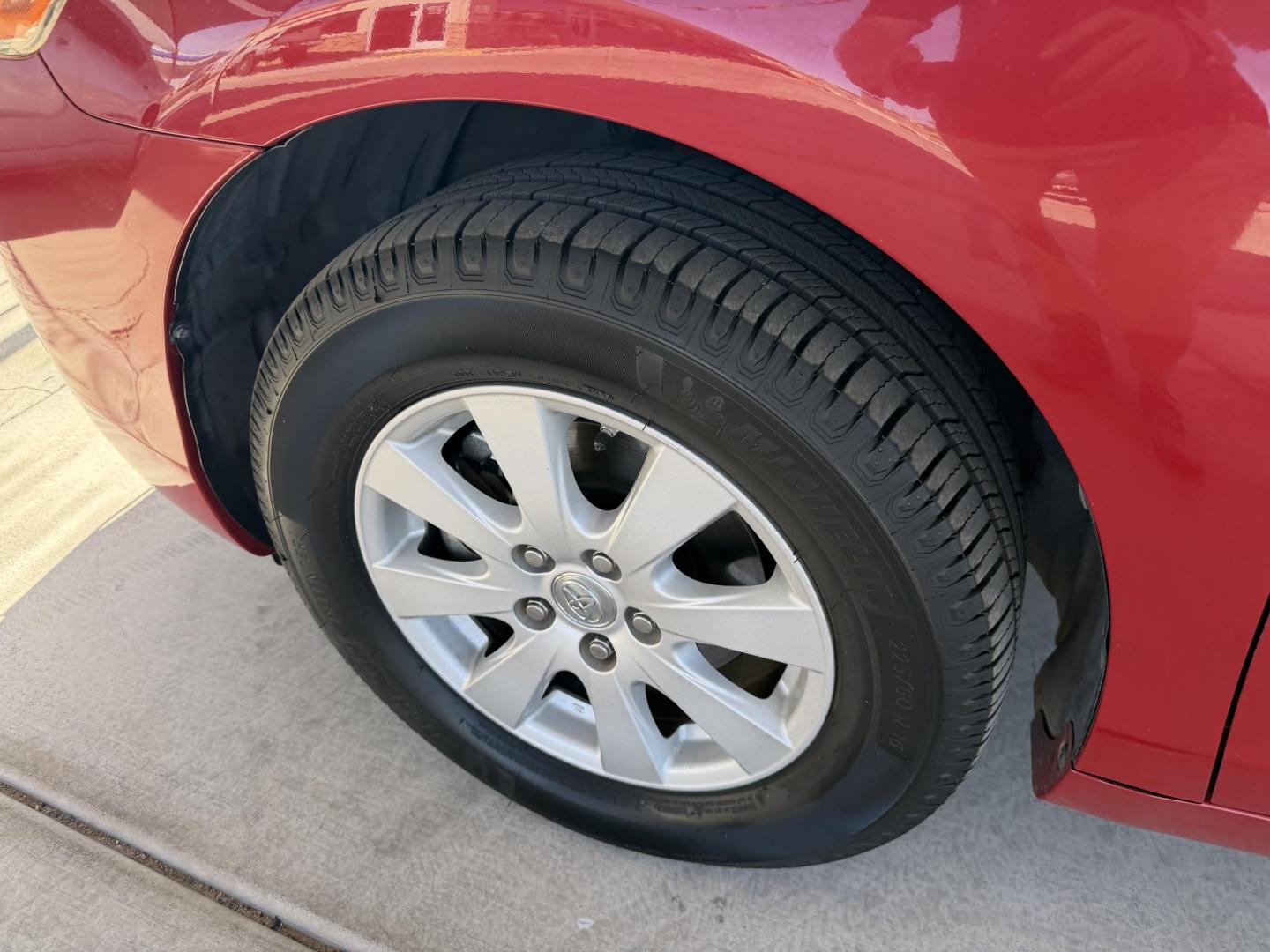 2008 Toyota Camry LE V6 (4T1BK46K08U) with an 3.5L V6 DOHC 24V engine, 6-Speed Automatic Overdrive transmission, located at 2190 Hwy 95, Bullhead City, AZ, 86442, (928) 704-0060, 0.000000, 0.000000 - 1 owner * 2008 Toyota Camry LE V6 - Photo#2