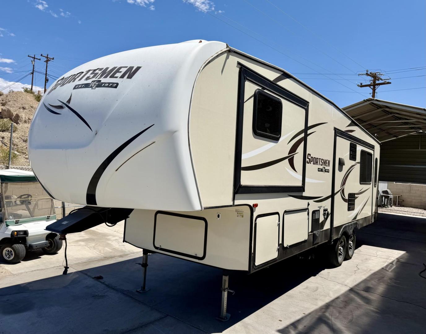 2018 White kz Sportsmen 293 RL , located at 2190 Hwy 95, Bullhead City, AZ, 86442, (928) 704-0060, 0.000000, 0.000000 - On consignment. 2018 KZ sportsmen 293 RL. 32ft 5th wheel. 1 owner. always under carport since new. has 3 slide outs and 2 ac units. climate package. tv dvd, bluetooth. led lighting inside and out. new tires in 2025. just serviced w receipt. in excellent shape. sleeps 4. has electric fireplace. queen - Photo#24