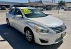 2013 White Nissan Altima 2.5 S (1N4AL3AP0DC) with an 2.5L L4 DOHC 16V engine, located at 2190 Hwy 95, Bullhead City, AZ, 86442, (928) 704-0060, 0.000000, 0.000000- Photo#4
