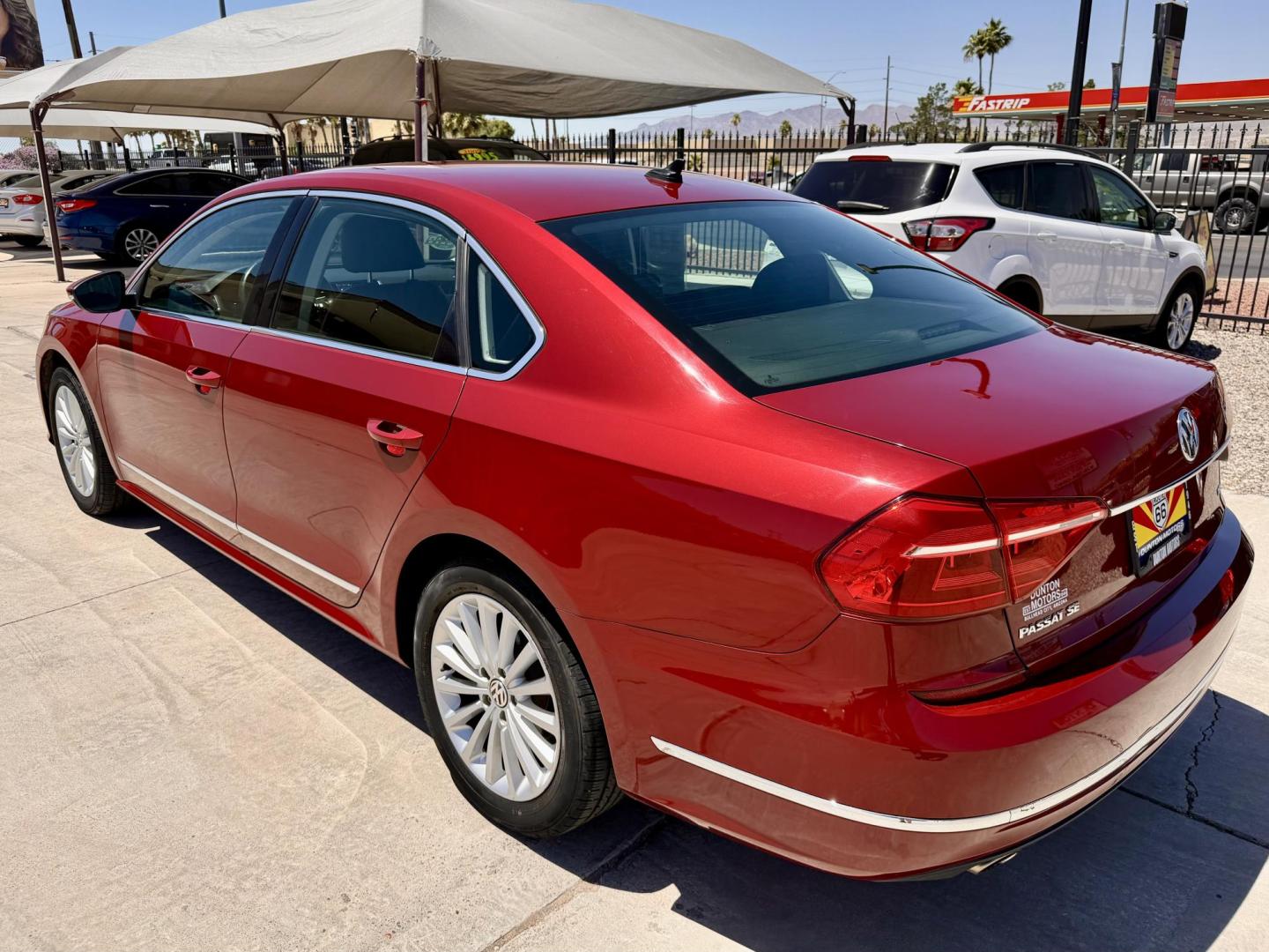 2016 Volkswagen Passat SE PZEV 6A w/ Sunroof & Nav (1VWBT7A3XGC) with an 1.8L L4 TURBO DIESEL engine, 6A transmission, located at 2190 Hwy 95, Bullhead City, AZ, 86442, (928) 704-0060, 0.000000, 0.000000 - *1 owner only 73k miles. leather loaded. free warranty free carfax. moonroof. keyless entry, bluetooth backup camera. up to 38 MPG. - Photo#4