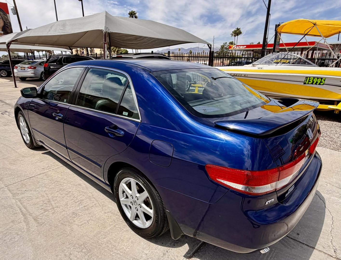 2003 Blue /black Honda Accord EX V6 sedan AT (1HGCM66543A) with an 3.0L V6 SOHC 24V engine, 5-Speed Automatic Overdrive transmission, located at 2190 Hwy 95, Bullhead City, AZ, 86442, (928) 704-0060, 0.000000, 0.000000 - leather loaded, moonroof. only 74k original miles. free carfax free warranty. runs and drives great. - Photo#2