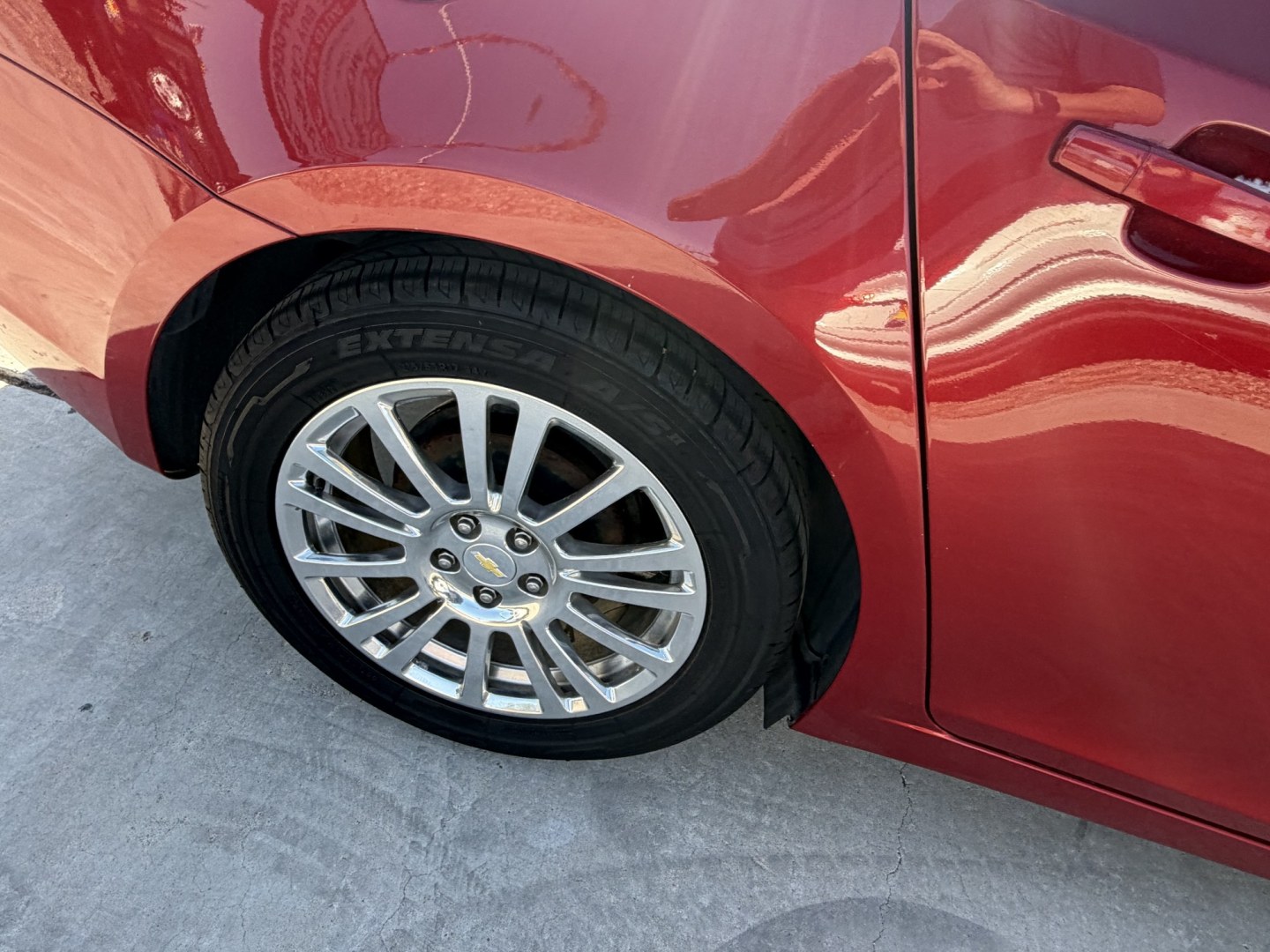 2014 ruby red Chevrolet Cruze ECO Manual (1G1PJ5SB1E7) with an 1.4L L4 DOHC 16V TURBO engine, 6-Speed Manual transmission, located at 2190 Hwy 95, Bullhead City, AZ, 86442, (928) 704-0060, 0.000000, 0.000000- Photo#4
