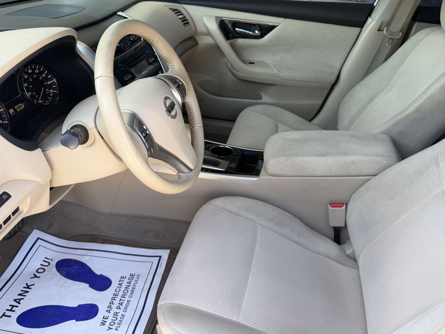 2013 White Nissan Altima 2.5 S (1N4AL3AP4DN) with an 2.5L L4 DOHC 16V engine, located at 2190 Hwy 95, Bullhead City, AZ, 86442, (928) 704-0060, 0.000000, 0.000000- Photo#12