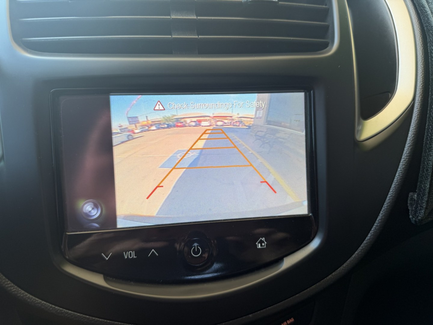 2016 silver Chevrolet Trax LS FWD (KL7CJKSB2GB) with an 1.4L L4 DOHC 16V engine, 6A transmission, located at 2190 Hwy 95, Bullhead City, AZ, 86442, (928) 704-0060, 0.000000, 0.000000- Photo#10