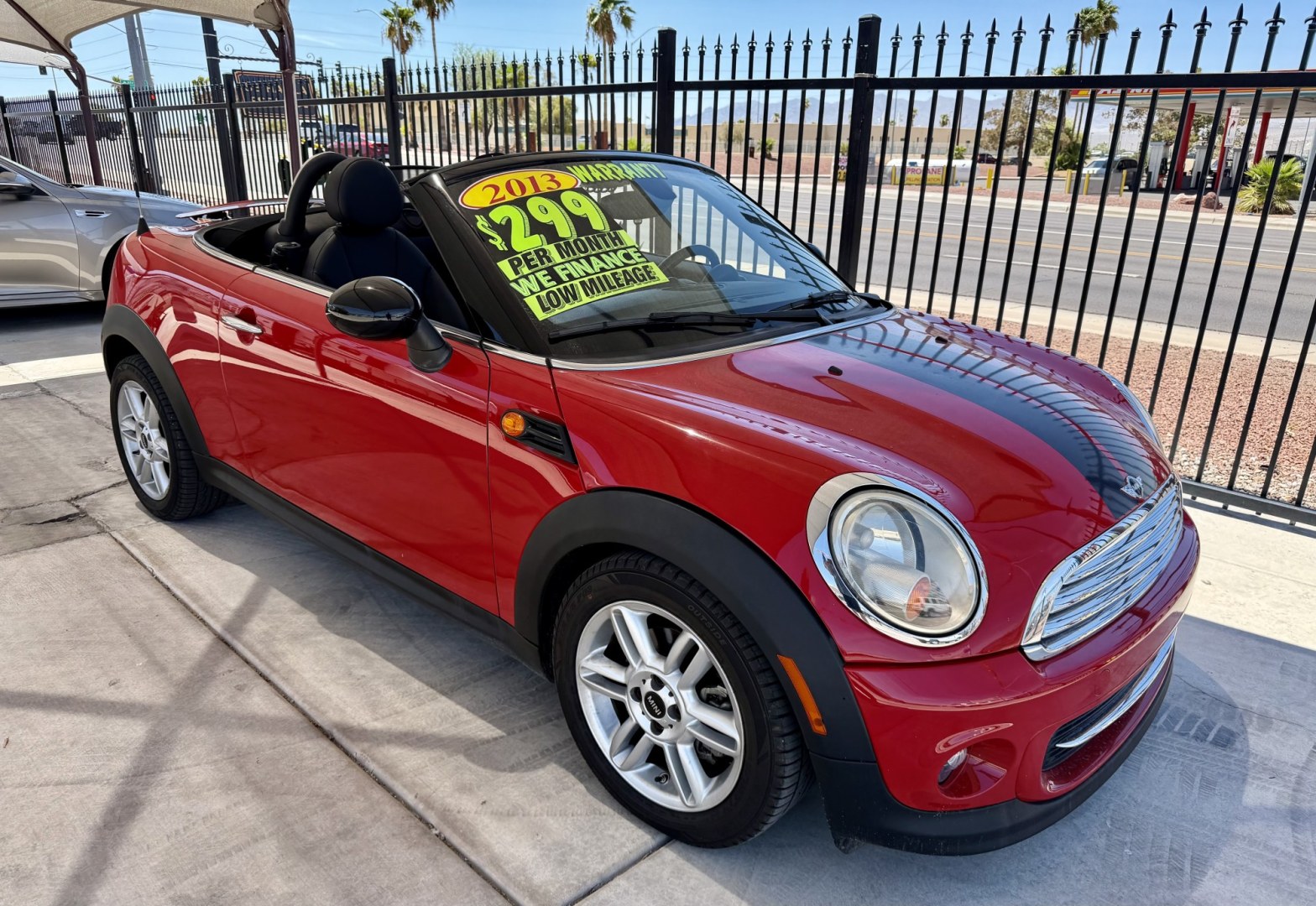 2013 ruby red Mini Cooper Base (WMWSY1C57DT) with an 1.6L L4 DOHC 16V TURBO engine, located at 2190 Hwy 95, Bullhead City, AZ, 86442, (928) 704-0060, 0.000000, 0.000000 - automatic convertible. great running cool car.- Photo#14