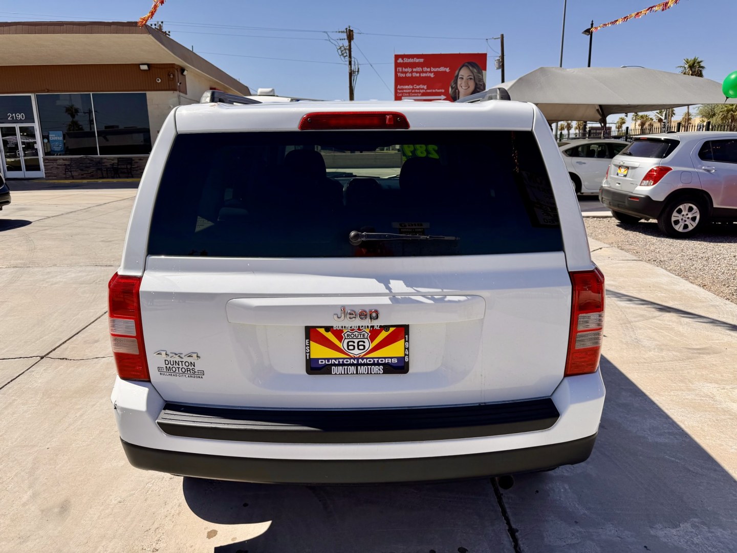 2015 Jeep Patriot Sport 4WD (1C4NJRBBXFD) with an 2.4L L4 DOHC 16V engine, located at 2190 Hwy 95, Bullhead City, AZ, 86442, (928) 704-0060, 0.000000, 0.000000 - 2015 Jeep Patriot sport 4 wheel drive. completely serviced. free warranty , free carfax, in house financing. oversized large screen. bluetooth, backup camera, runs and drives great.- Photo#3