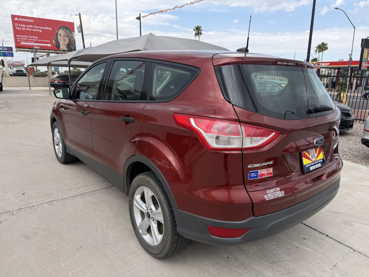 2014 Red Ford Escape S FWD (1FMCU0F7XEU) with an 2.5L L4 DOHC 16V engine, 6-Speed Automatic transmission, located at 2190 Hwy 95, Bullhead City, AZ, 86442, (928) 704-0060, 0.000000, 0.000000- Photo#3