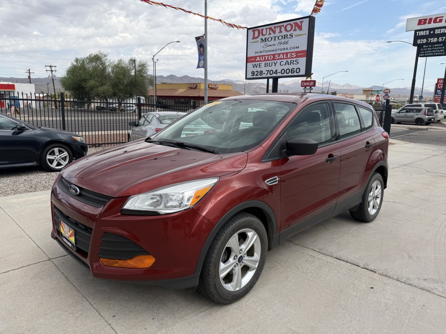 2014 Red Ford Escape S FWD (1FMCU0F7XEU) with an 2.5L L4 DOHC 16V engine, 6-Speed Automatic transmission, located at 2190 Hwy 95, Bullhead City, AZ, 86442, (928) 704-0060, 0.000000, 0.000000- Photo#4