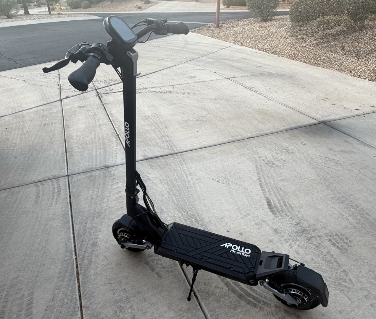 2023 Black Apollo Phantom V 3 , located at 2190 Hwy 95, Bullhead City, AZ, 86442, (928) 704-0060, 0.000000, 0.000000 - 2023 Apollo scooter phantom V3 . Only 162 miles in excellent condition . Never tipped runs great . Dual 1,200 w motors . Up to 41 miles per hour . Insane ludo mode . 40 mile range . Holds bigger people up to 300 lbs. front and rear suspension . LED headlight and brake light . Front and rear turn sig- Photo#0