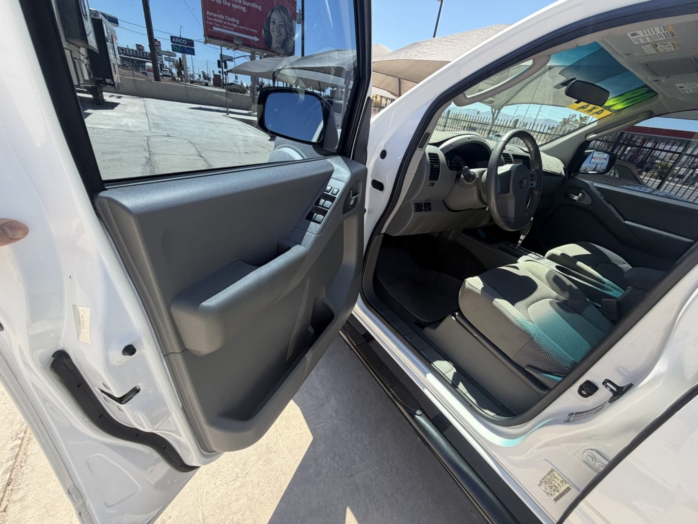 2008 White , located at 2190 Hwy 95, Bullhead City, AZ, 86442, (928) 704-0060, 0.000000, 0.000000 - 2008 Nissan Frontier Crew cab 4x4.SE V6 pro 4Xoff road package. automatic . toyo all terrain off road tires. custom running boards. new headlights. recently serviced. ice cold a/c. small body lift with off road tires/wheels. bedliner tow package. always garaged. elderly owned. This truck looks new.- Photo#15