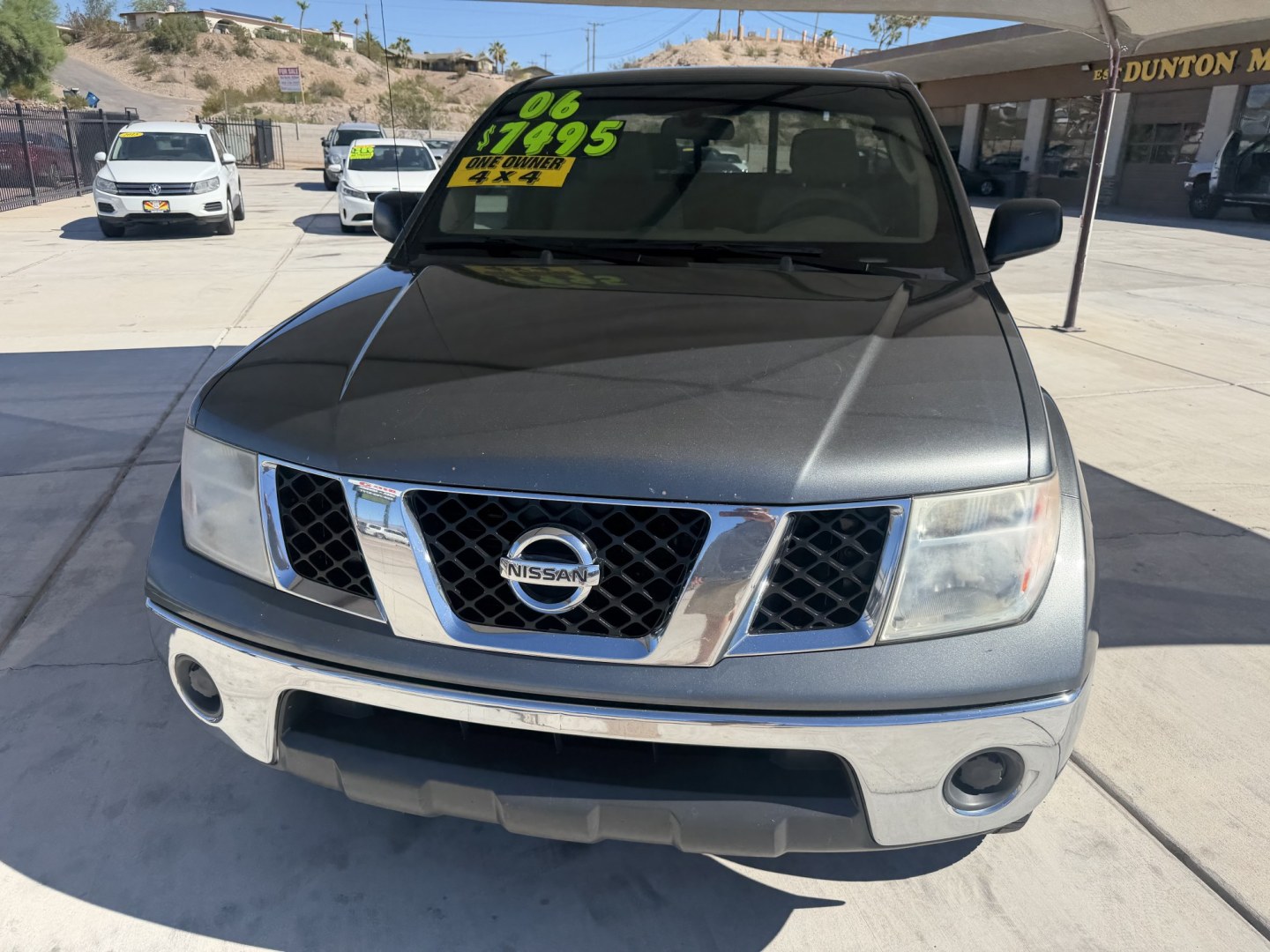 2006 Bronze Nissan Frontier LE King Cab 4WD (1N6AD06W46C) with an 4.0L V6 DOHC 24V engine, 5A OD transmission, located at 2190 Hwy 95, Bullhead City, AZ, 86442, (928) 704-0060, 0.000000, 0.000000 - 2006 Nissan frontier king cab automatic 4x4 . * 1 owner since it was brand new. Arizona truck. has extensive service records. no accidentsy. 4 wheel drive. Always maintened. elderly owned. 4.0 V6. cold ac. power windows locks, tow package. great running truck.- Photo#1